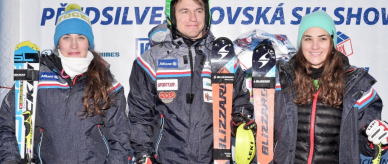 Tradiční lyžařská show ve Svatém Petru úspěšně orámovala oslavy konce roku