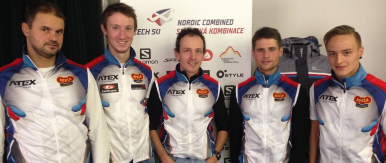 Nekonečné čekání? Muzika, káva a nohy nahoře!