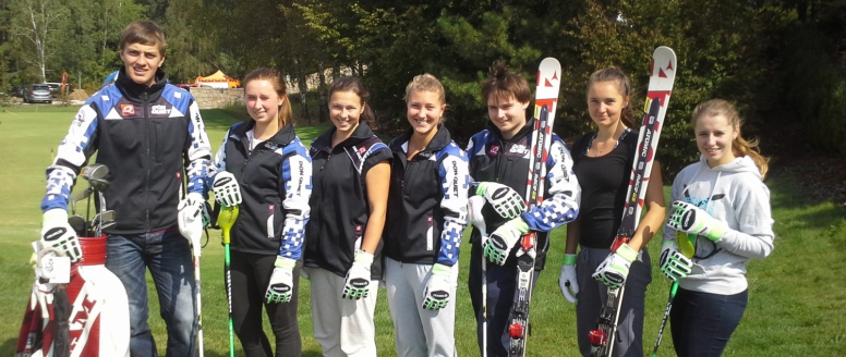 Juniorský reprezentační tým v alpském lyžování má nového dodavatele rukavic, značku Reusch