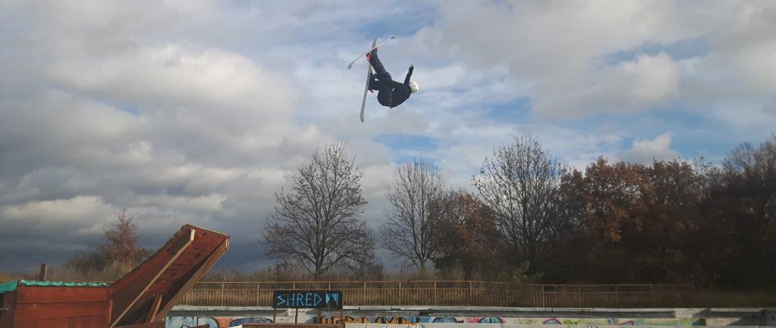 Proběhlo JUMPARK FREESKI OPEN 2015