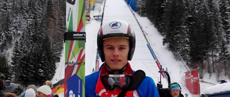 Po první polovině MS byl nejlepší na Kulmu jednadvacátý Koudelka, do třicítky se vtěsnali i další Češi