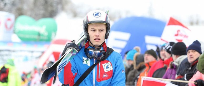 Nejlepší juniorský výsledek za poslední desetiletí, dva skokané do TOP 10 na MSJ v Rasnově. Polášek skončil čtvrtý a Vančura sedmý.