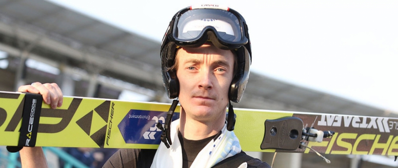 Domen Prevc vítězí rekordem v kvalifikaci na můstku v Titisee, trio Čechů postupuje do závodu