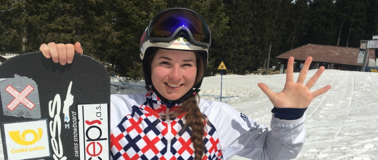 Paráda! Hopjaková na MSJ skončila pátá. Kubičíkovi po vítězné kvalifikaci závod nevyšel