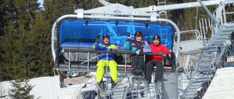 Centrum handicapovaných lyžařů pod záštitou Svazu lyžařů zrealizovalo další ročník nejen výukových kurzů