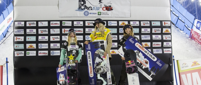 Šárka Pančochová vlétla do Světového poháru skvělým třetím místem na Big Air v Miláně