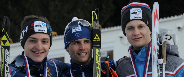 Na Kontinentálním poháru v Klingenthalu Daněk opět útočil na elitní desítku