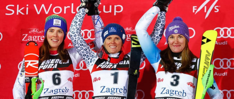 Šárka Strachová má první stupně vítězů sezóny! Gratulujeme.