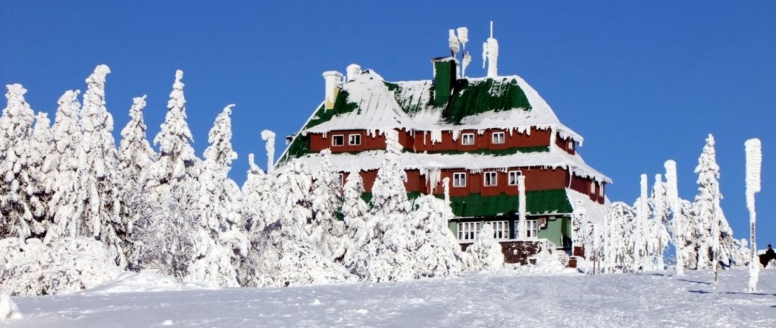 SKI KLUB DOBRUŠKA Vás zve na akci Jezdíme přesně a veřejný závod VLŠ