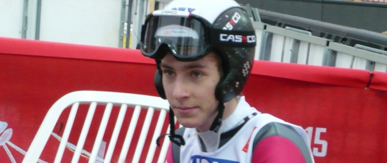 Z Čechů se dokázal na body ve Wisle vyhoupnout pouze Viktor Polášek, vítězství si nenechal vzít Kamil Stoch