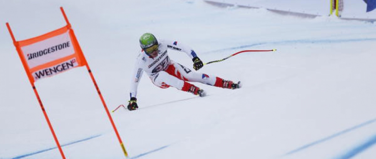 Mistrem světa v super-G senzačně Kanaďan Erik Guay. Nejlepší z Čechů byl Honza Hudec