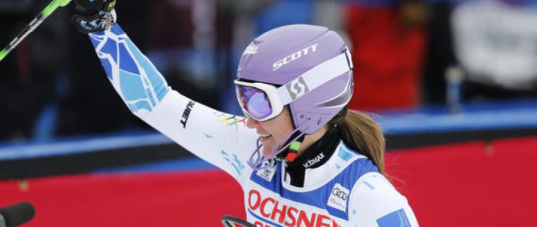 Šárka Strachová v rámci přípravy na MS druhá na Evropském poháru, bodovala i Gabriela Capová