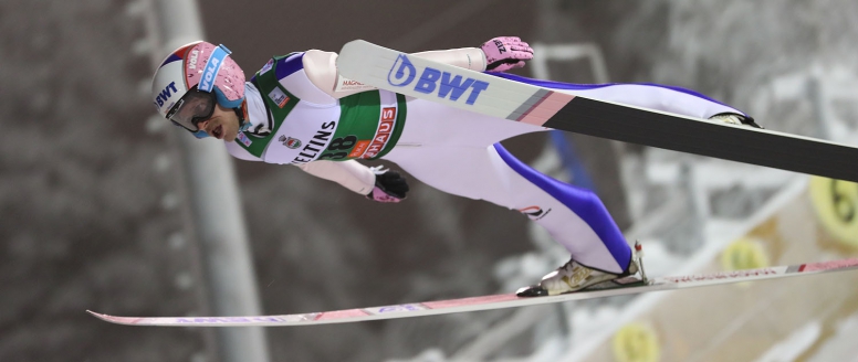 Českým skokanům se ani druhý týmový závod sezóny nevydařil