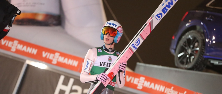 Ani z Kuusama Češi body nevezou, nedělním vítězem Damjan ze Slovinska