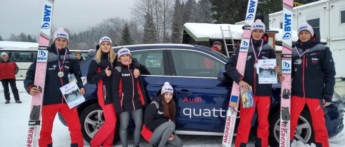 Mistrovství republiky v Harrachově vyhráli Doležel a Blažková