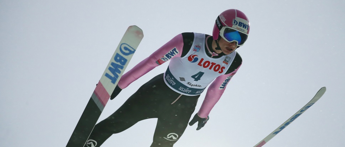 Rjoju Kobajaši potřetí v sezoně vítězně, bodovali Koudelka i Polášek