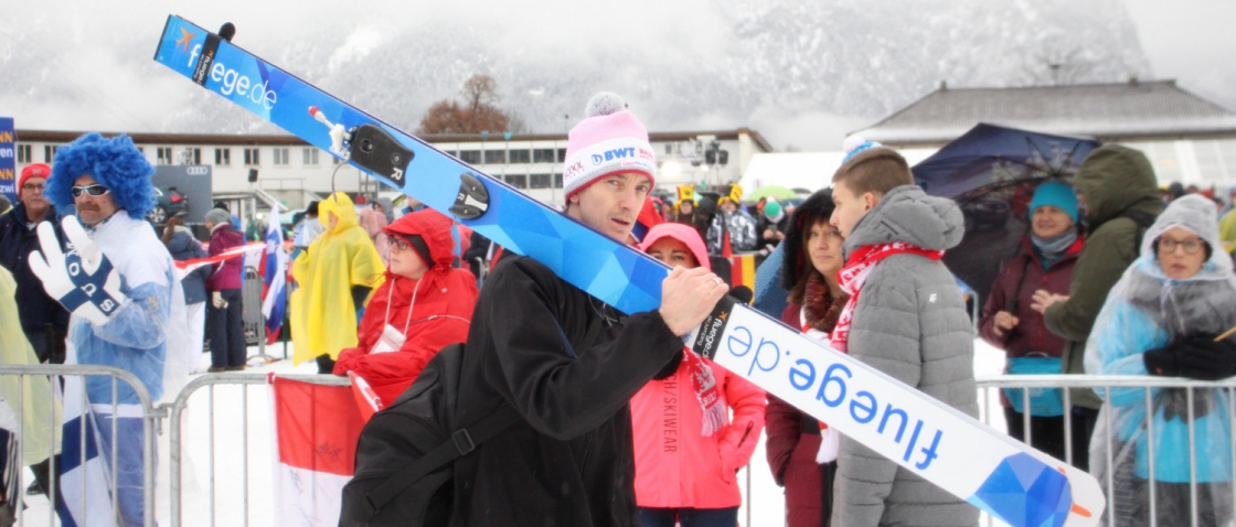 Kontinentální pohár: Češi kvůli dopravním problémům vynechali první závod v Sapporu, vyhrál Aigner