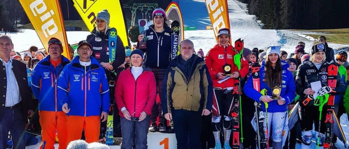 Povedená generálka před MS. Capová vyhrála slalom Evropského poháru!