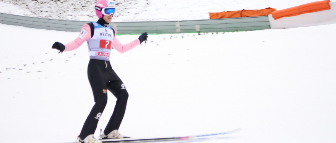 Kvalifikace: Tři skokani postoupili ve Willingenu, dvě skokanky uspěly v Oberstdorfu