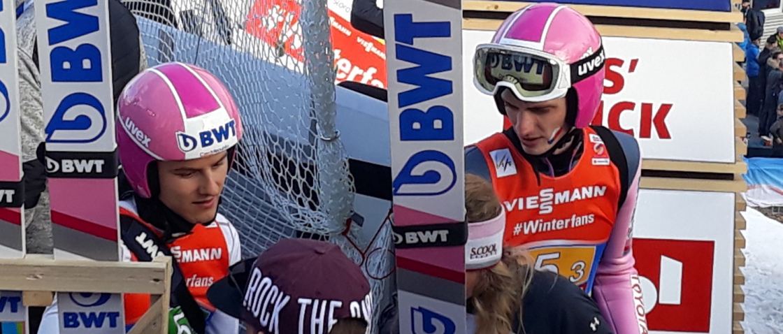 Němci ovládli týmový závod, Češi končí na osmém místě. Obhájci bez medaile