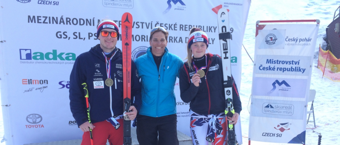 Mistry České republiky v obřím slalomu jsou Ondřej Berndt a Klára Gašparíková