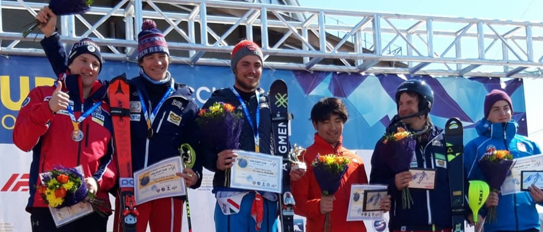 Jan Zabystřan si odváží z FEC na Jižním Sachalinu vítězství a druhé místo ve slalomu, které zajela i Gabriela Capová