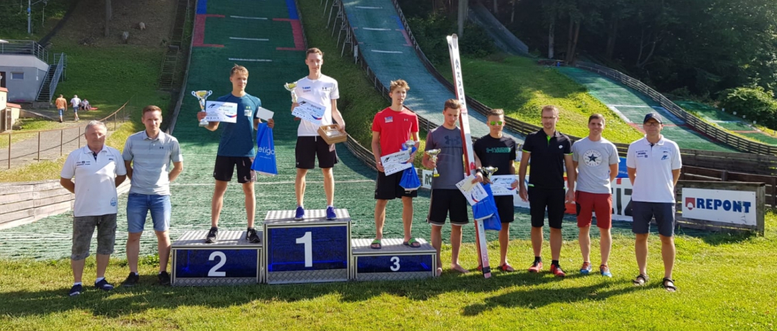 Polášek má výbornou formu, po Lomnici vyhrál i v Rožnově. Mezi ženami zvítězila Indráčková