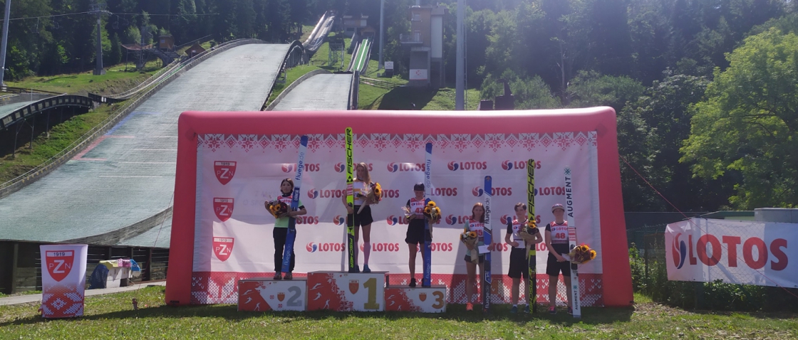 Sestry Indráčkovy se znovu prosadily. Karolína čtvrtá na Kontinentálním poháru, Anežka v desítce na Alpen Cupu