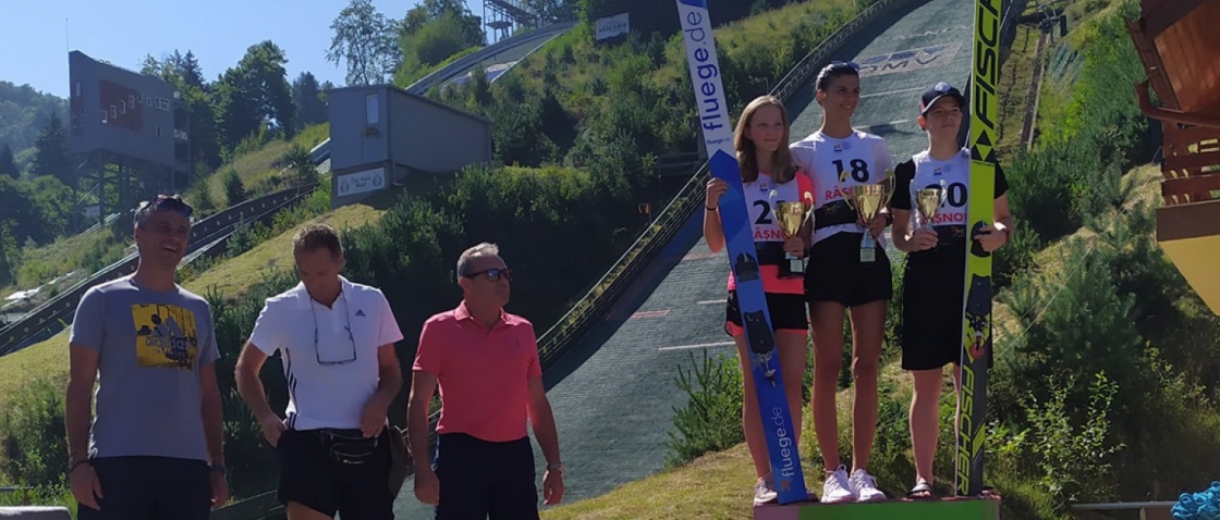 FIS Cup v Rasnově: Tři Češky v TOP 5!