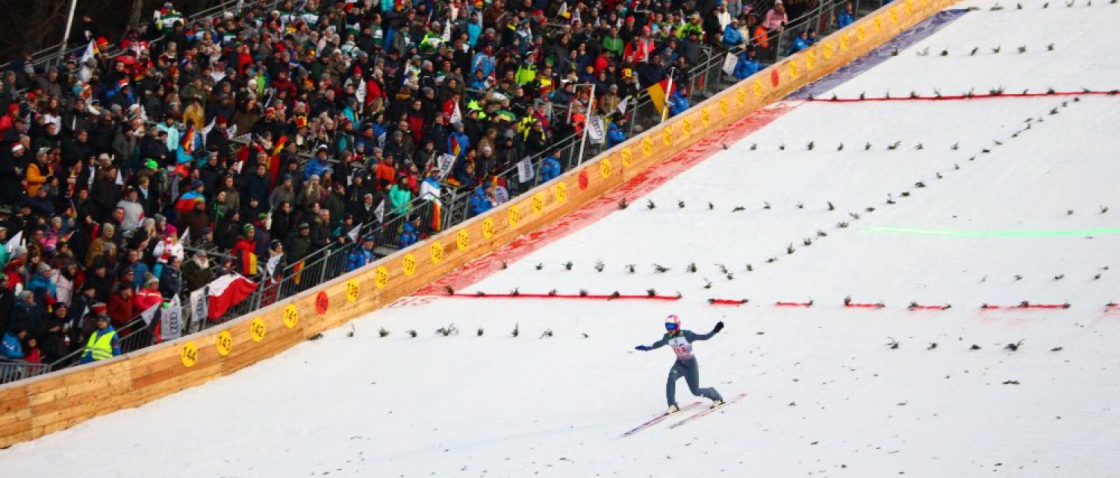 Rjoju Kobajaši zapsal na Turné pátou výhru v řadě, Roman Koudelka dokázal bodovat