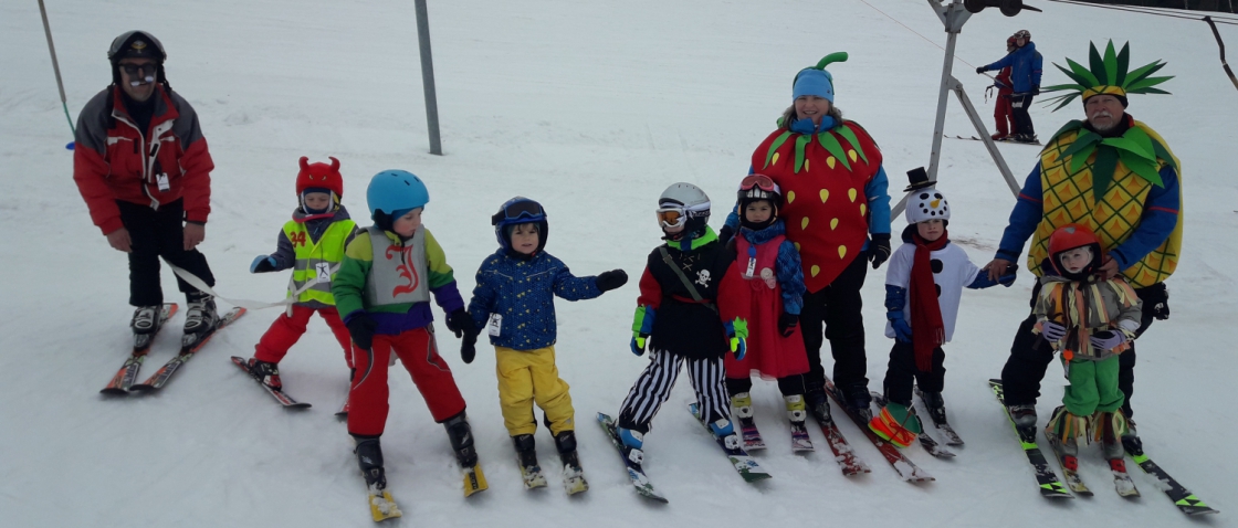 Rej masek na lyžích a snowboardu 1.2.2020