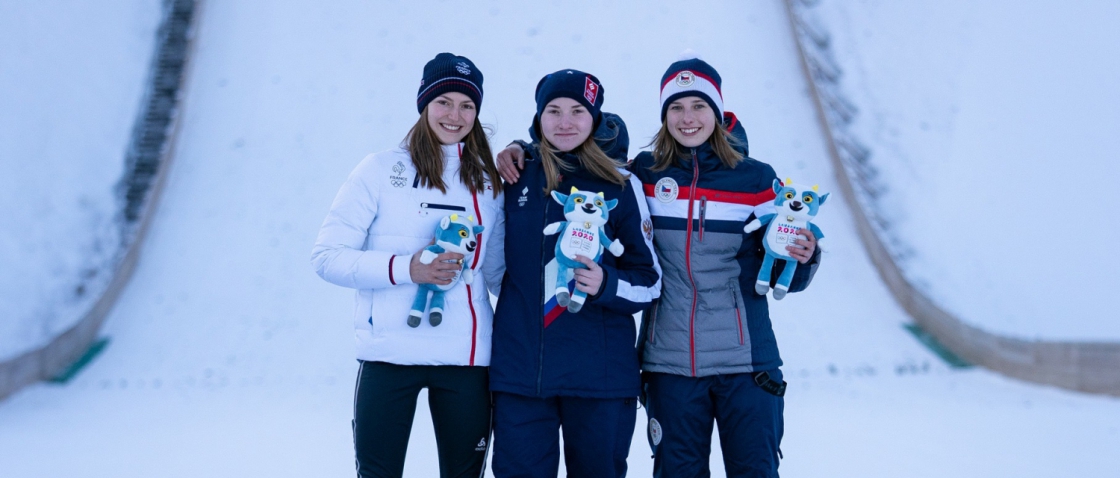 Bronzová Ptáčková! Zimní olympijské hry mládeže přinesly skokanům první medaili