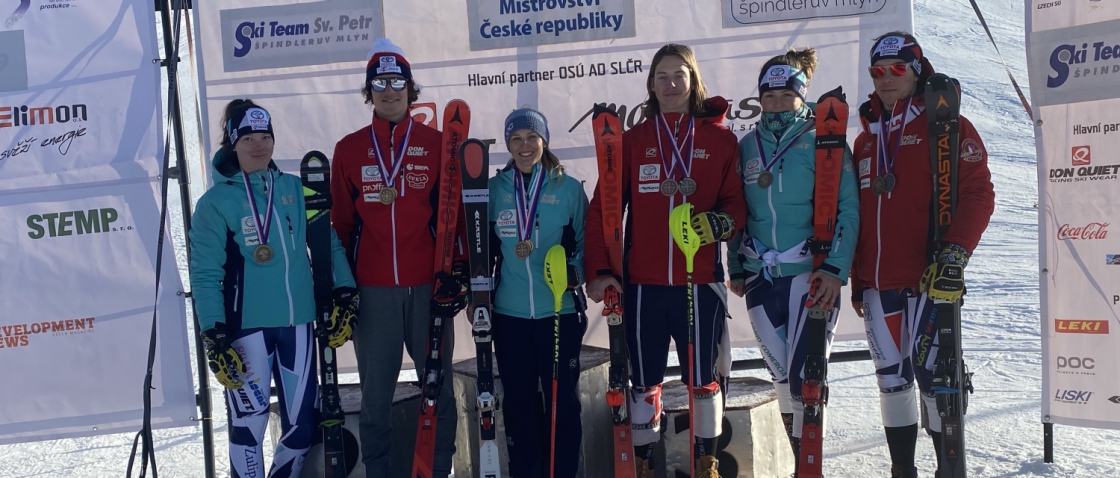 Kmochová a Zabystřan mají speed double, po super-G vyhráli mistrovský titul i v alpské kombinaci