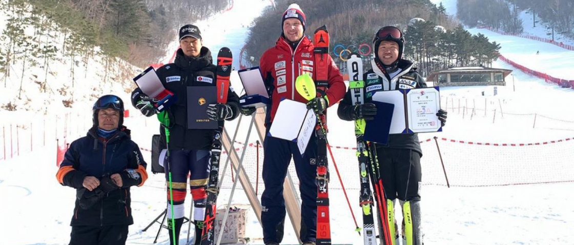 Ondřej Berndt zvítězil ve slalomu Far East Cupu v korejském Yongpyongu