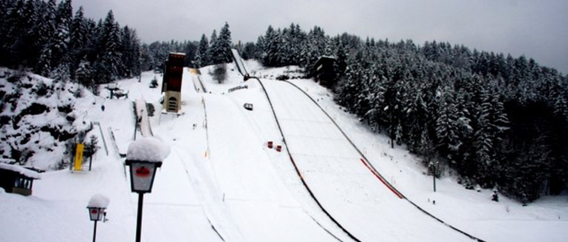 Sobotní program Alpen Cupu v rakouském Villachu byl ve znamení týmových závodů