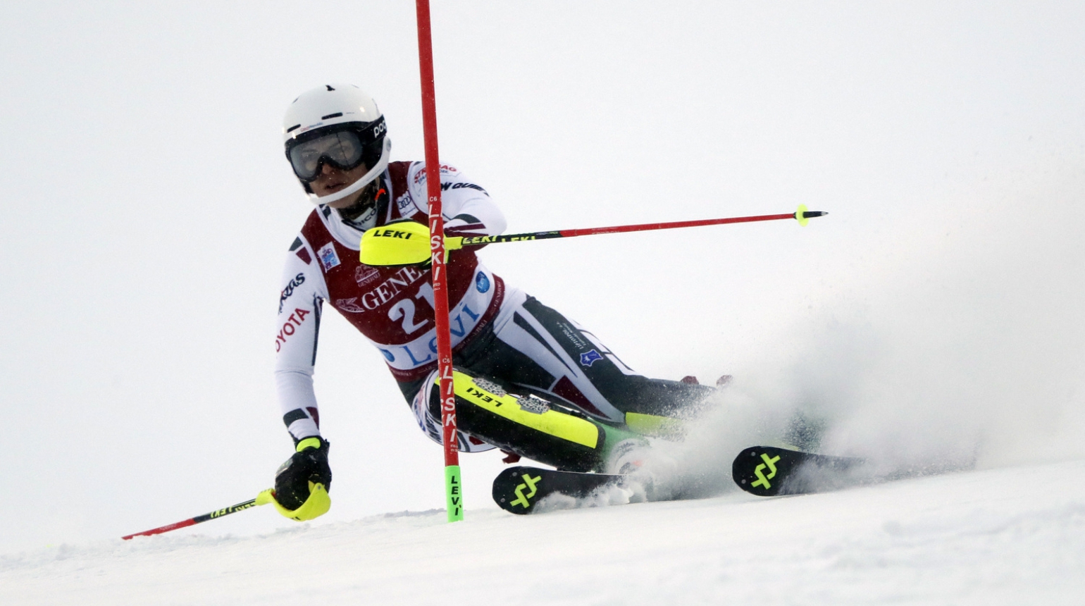 TOP10 pro Martinu Dubovskou ve druhém slalomu v Levi!