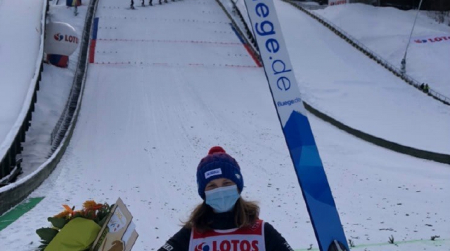 FIS Cup: Skvělá Ulrichová vybojovala druhé místo, Češi bodovali i mezi muži