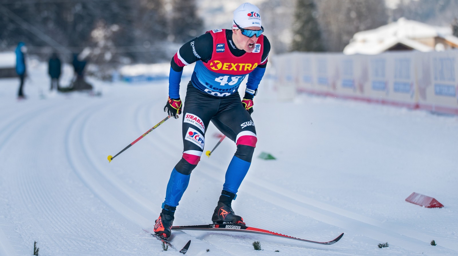 Běžci na lyžích vstoupili do Světového poháru ve Falunu, z mužů si na patnáctce volně nejlépe vedl Bešťák