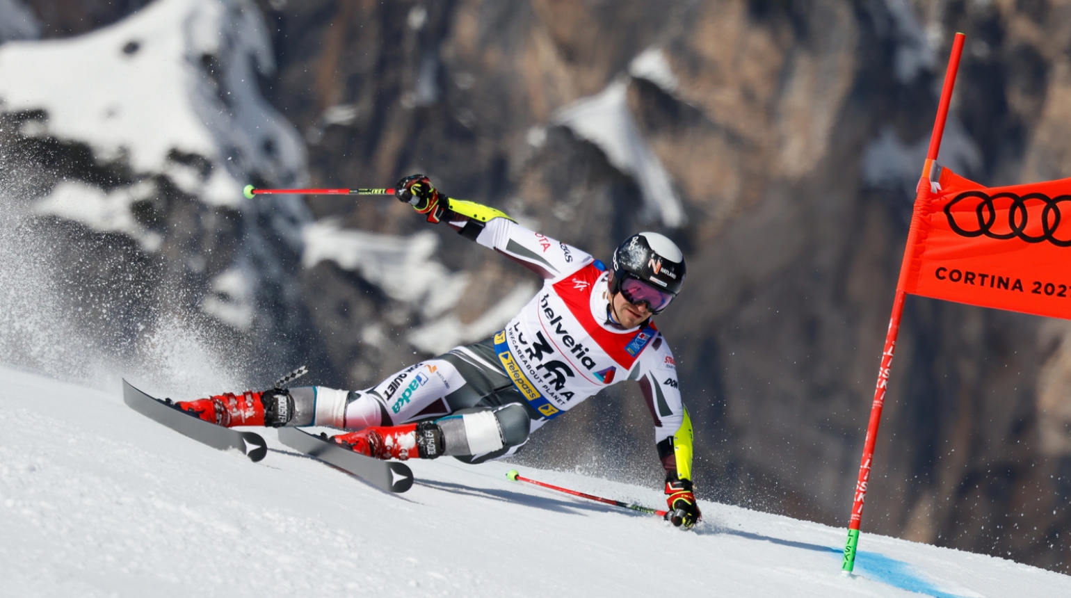 Kryštof Krýzl bere 19. místo na MS v obřím slalomu, Jan Zabystřan a Ondřej Berndt nedokončili