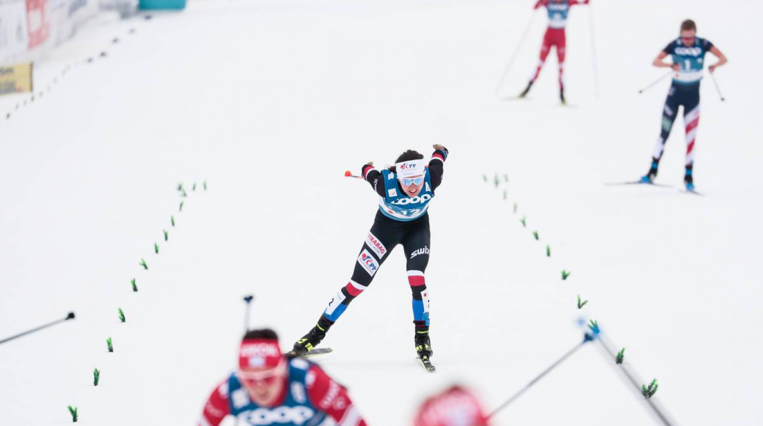 Mohla jsem bojovat o desítku, ale zpomalily mě křeče, řekla Katka Razýmová po skiatlonu