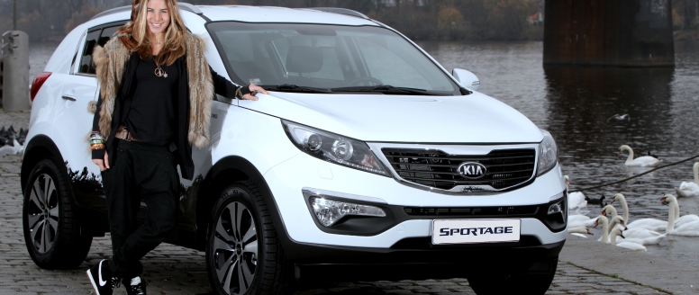 Slibný start snowboardistky Ledecké