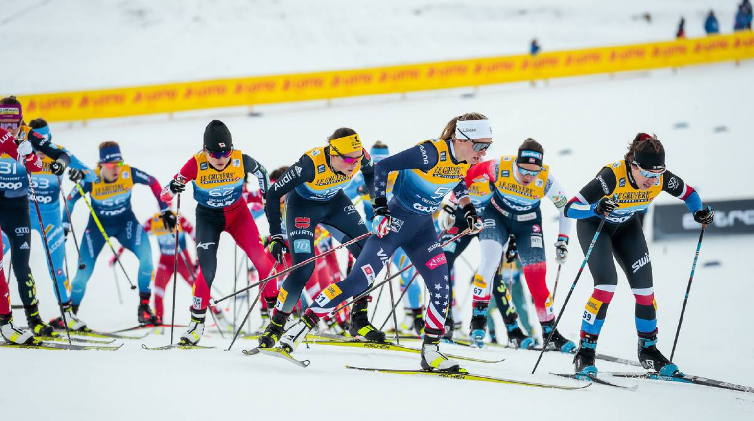Hynčicová zakončila rok 2021 bodovaným umístěním ve 3. etapě Tour de Ski. Janatová byla 39.