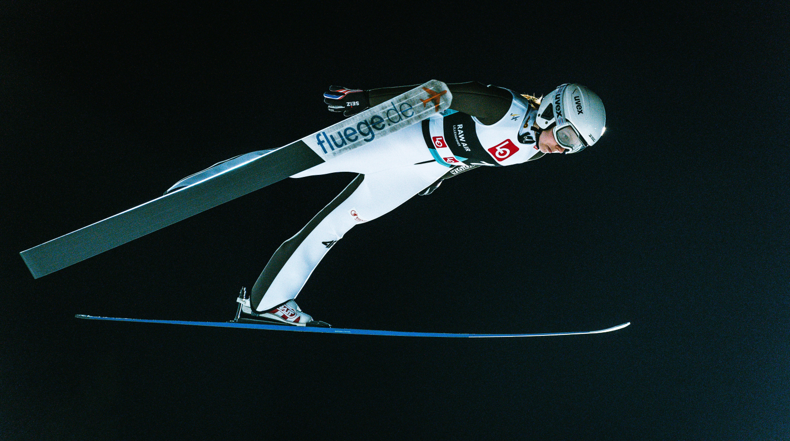 První den RawAir turné: Karolína Indráčková si doskočila pro osobní maximum. Skončila čtrnáctá