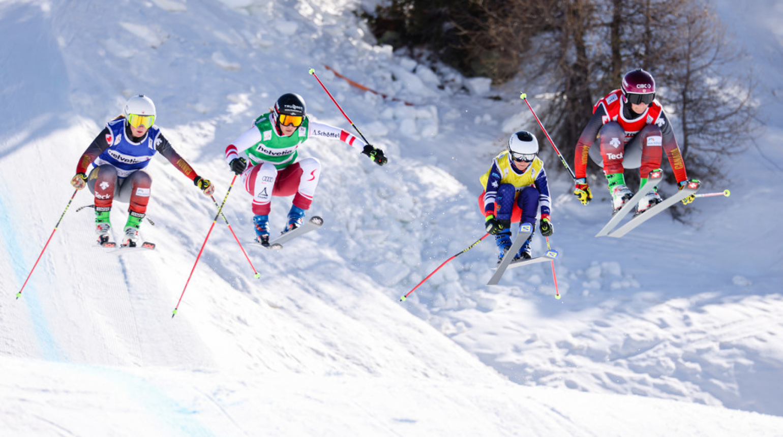 Nikol Kučerová dojela na finále Světového poháru skicrossařek třináctá