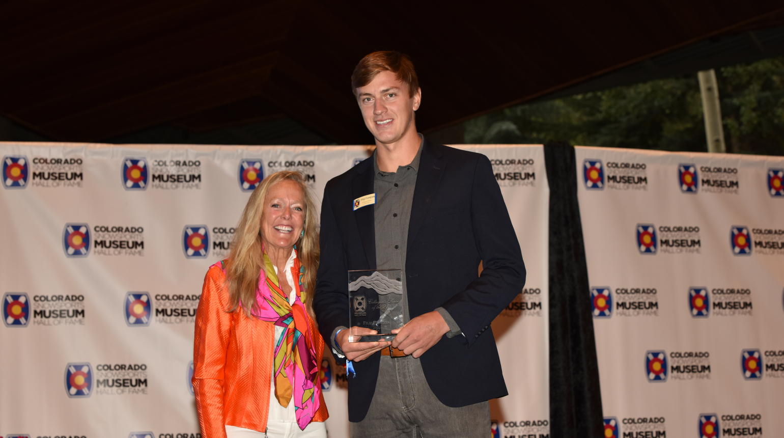 Filip Forejtek vyhlášen nejlepším univerzitním lyžařem v Coloradu. Jaké je studium na americké univerzitě?
