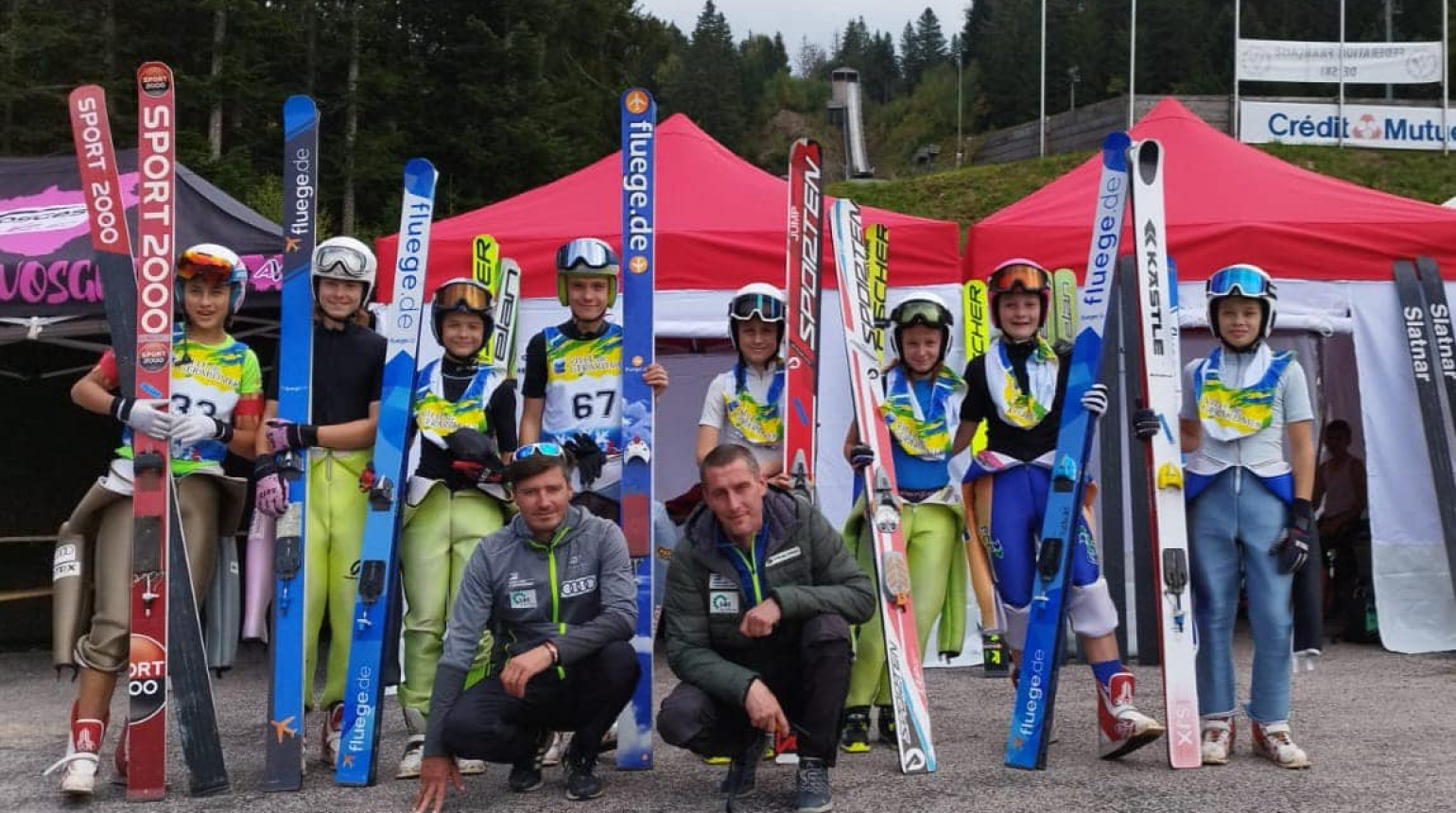 Alpen Cup: Čtveřice českých reprezentantů v elitní dvacítce, prvenství slavili Liardon s Gruberovou