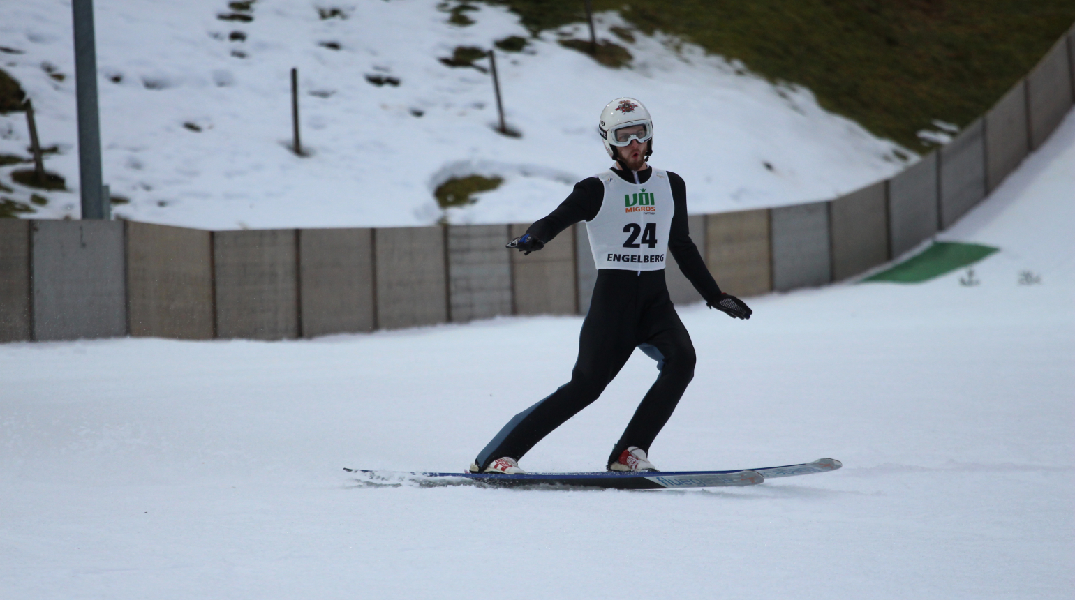Češi odjíždí z Engelbergu bez bodů, nejlépe se i ve středu umístil Sakala