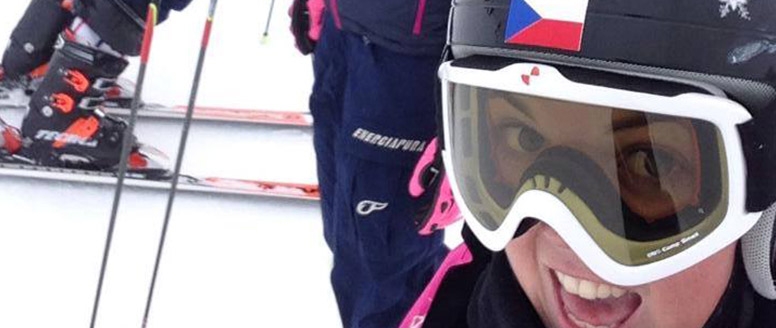 České sjezdařky pilně trénují na Hintertuxu! Začátek sezony je za rohem