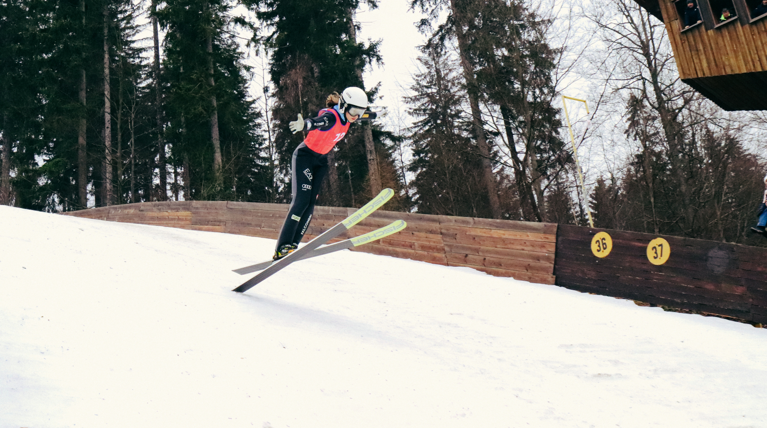 Harrachov o víkendu hostí závody Alpen Cupu! Objeví se kompletní juniorská reprezentace