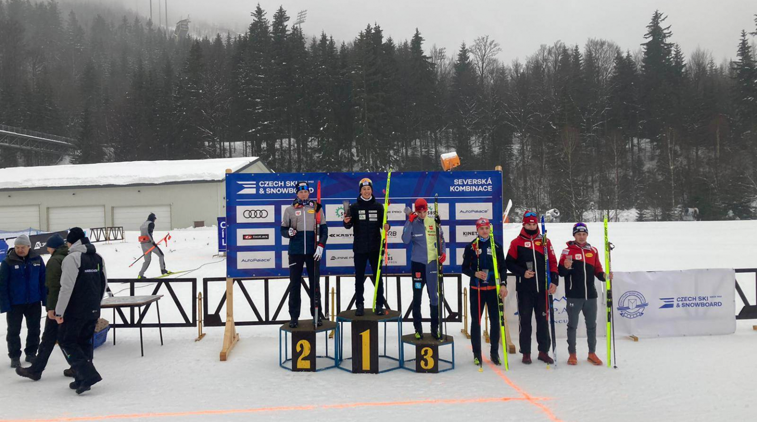 Alpen Cup: Konvalinka urval prvenství, Doležal s Koldovskou těsně pod stupni vítězů